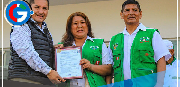 Alcalde Ulises Villegas Rojas premia el esfuerzo de emprendedores con 104 autorizaciones municipales