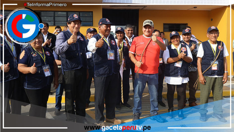 Alcalde de Comas entrega símbolo de poder a Rondas Urbanas para combatir la corrupción