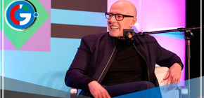 El empresario Scott Galloway enfatiza el storytelling como habilidad esencial para el éxito en la era de la IA