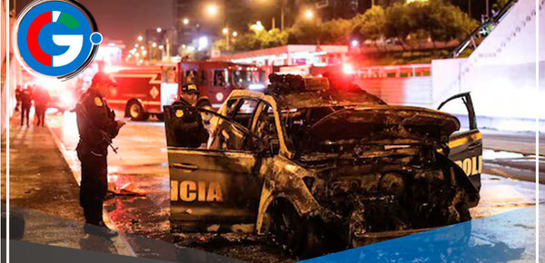 Un patrullero policial se incendió en la Vía Expresa