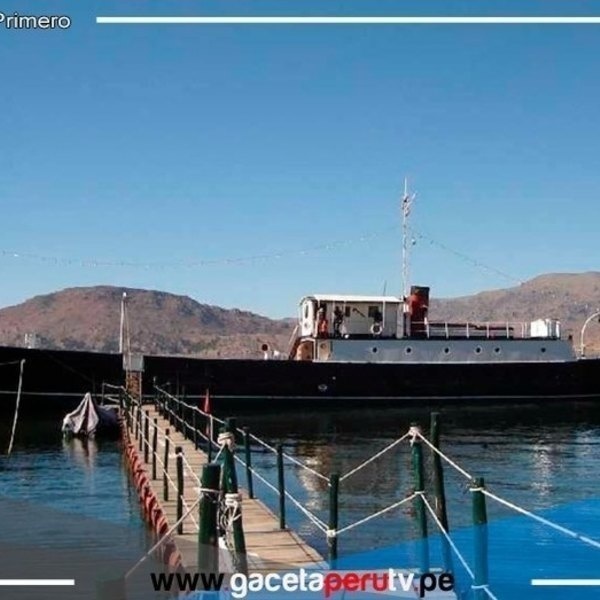 El Yavarí: un tesoro histórico flotante en el lago Titicaca