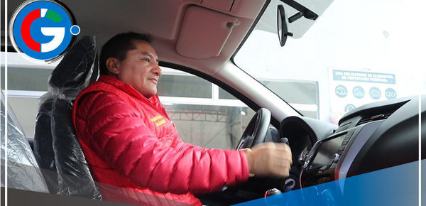 Comas Recibe 40 Camionetas Nissan Frontier para Reforzar la Seguridad