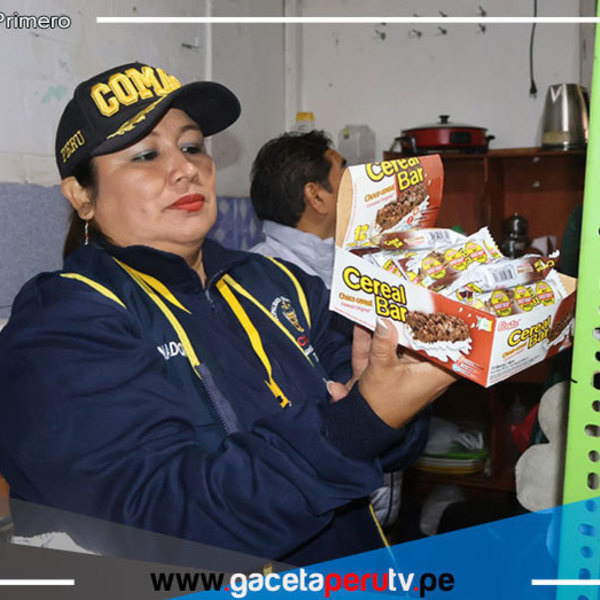 Clausuran Kioscos Escolares y Panadería por Alimentos Vencidos y Falta de Higiene en Comas