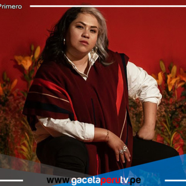 La voz de la canción protesta que clama justicia y sororidad para la próxima presidenta de México a cargo de Vivir Quintana