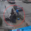 Vecinos frustran robo y prenden fuego a la motocicleta del ladrón