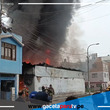 Depósito de insumos de calzado en San Martín de Porres fue consumido por un incendio