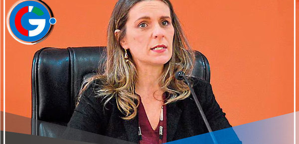 Congreso Aprueba Interpelación a Ministra Hania Pérez de Cuéllar por Privatización del Agua