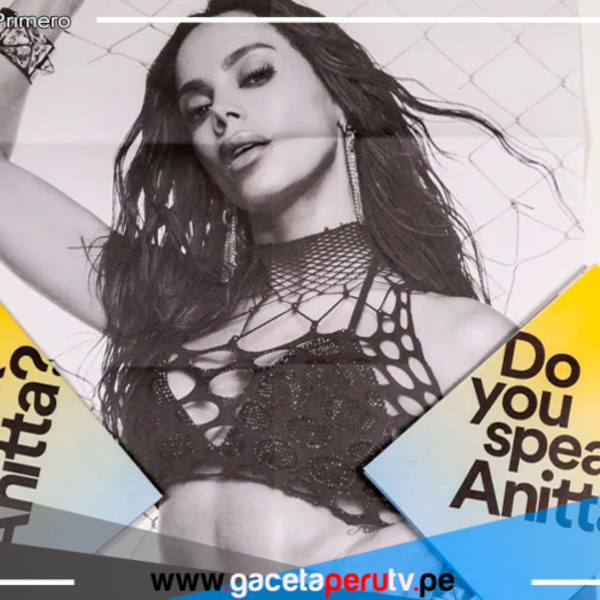Anitta eleva su voz en el Museo de la Lengua Portuguesa