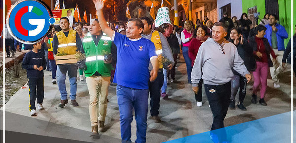 Más de 5,000 vecinos marchan por la seguridad liderados por el alcalde de Comas