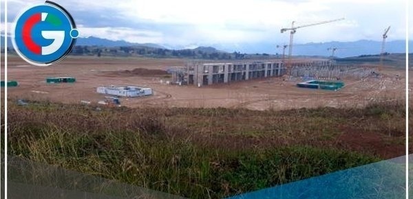 Retraso crítico en el Aeropuerto Internacional de Chinchero