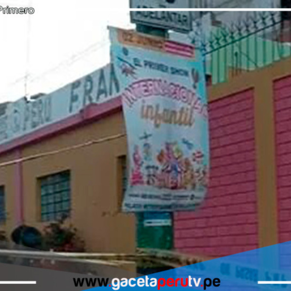 Colegio en peligro de colapso por filtración de aguas servidas