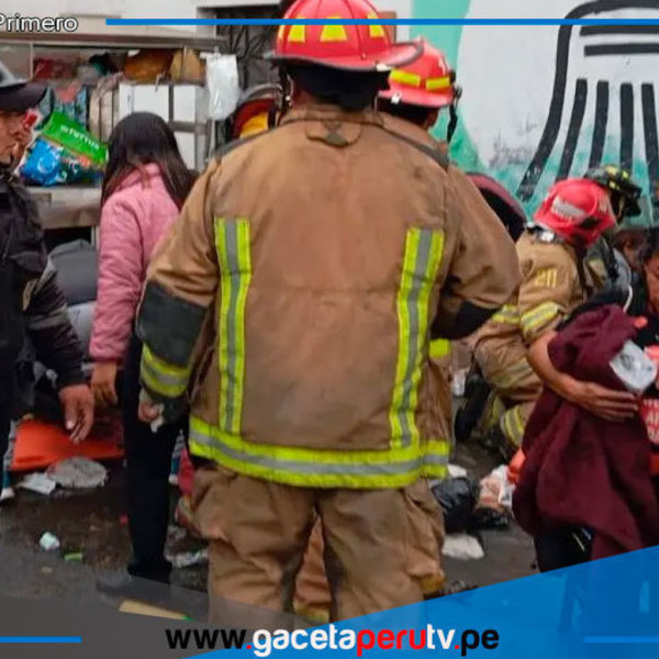 Camioneta atropella a 20 personas en paradero Santa Luisa