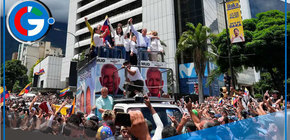 María Corina Machado Rechaza "Chantaje" del Gobierno Durante Concentración en Caracas