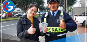 Sereno de San Isidro encontró y devolvió dinero a madre emprendedora 