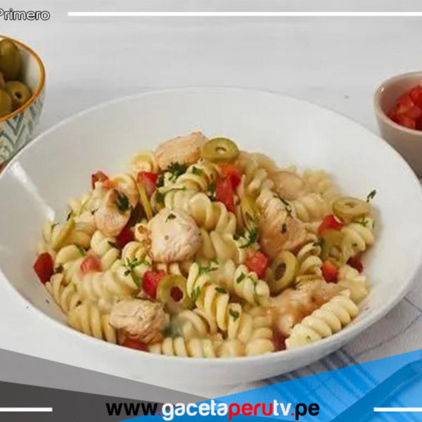 Cocina una rica ensalada de fideos