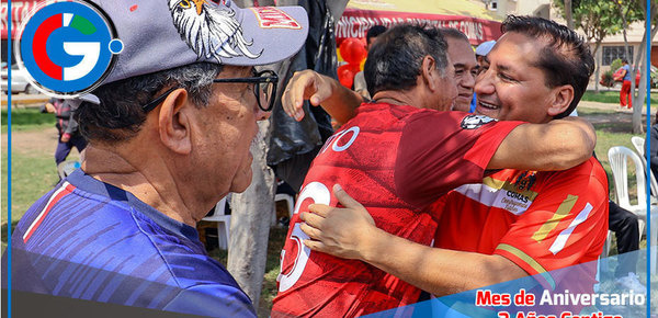 Ulises Villegas celebra a los adultos mayores