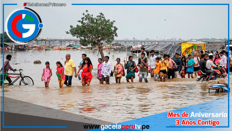 Lluvias en India causan muertes y cocodrilos invaden ciudades