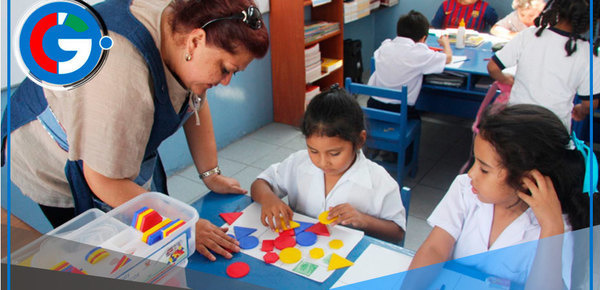 Bono de S/ 380 para docentes y auxiliares