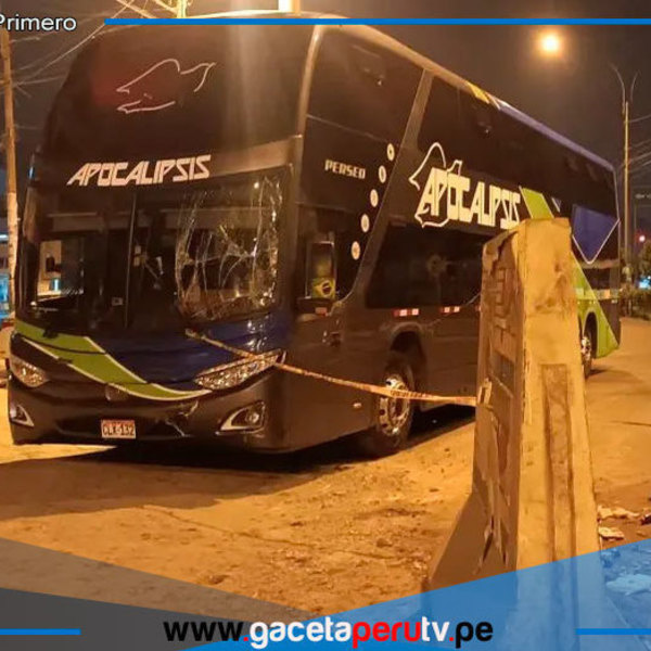 Bus atacado a balazos en Carretera Central, conductor herido en Ate