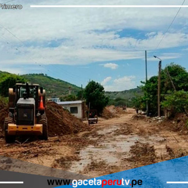 Rehabilitan vías afectadas por lluvias intensas en Cajamarca 