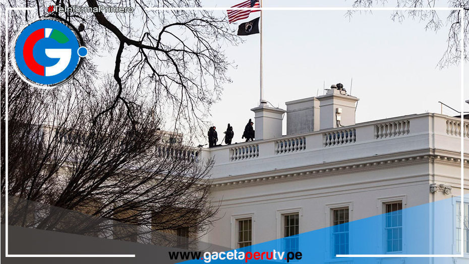 Trump ordena izar las banderas a toda asta