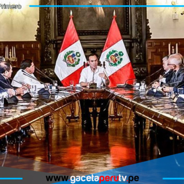 Presidente Jerí dialogó con exGEIN y comisarios PNP