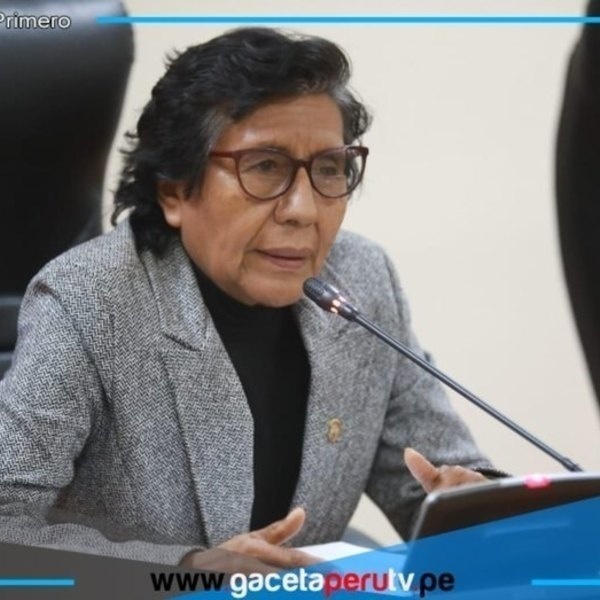 Comisión de Ética abre denuncia de oficio contra Lucinda Vásquez