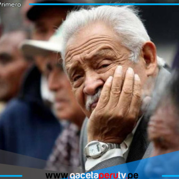 El SUTEP exige ley pensiones y aumento de sueldos, convoca paro