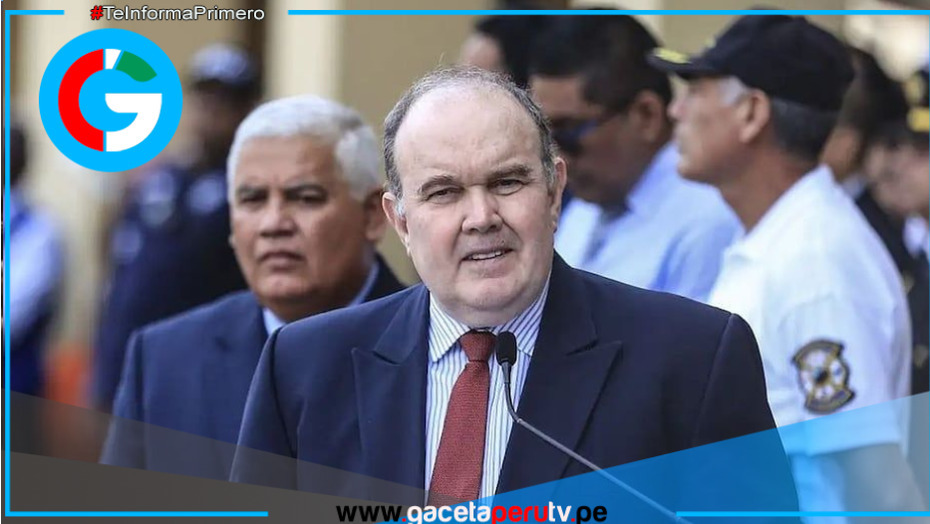 López Aliaga acusa a Keiko Fujimori de no asumir compromiso real político