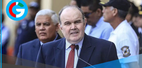 López Aliaga acusa a Keiko Fujimori de no asumir compromiso real político