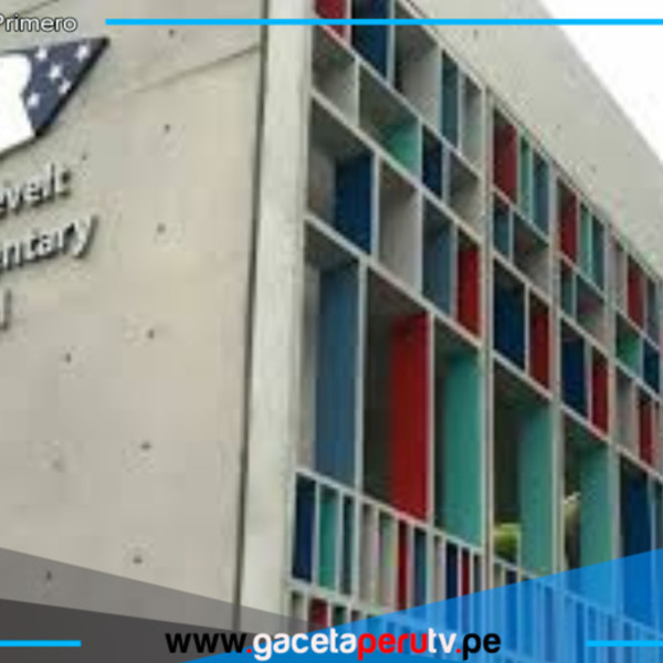  Colegio Roosevelt multado por uso de material inapropiado