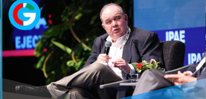 López Aliaga enfrenta acusaciones por incoherencias en bicameralidad y minería informal