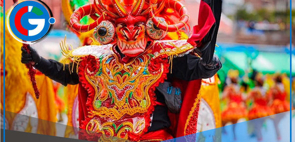 Puno celebra con danzas y devoción a la Virgen de la Candelaria