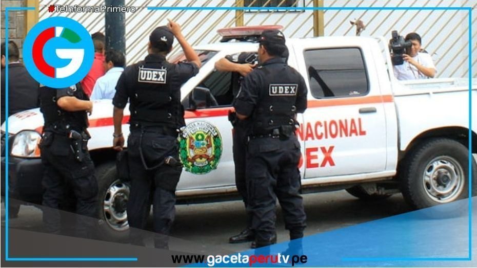 Mafia lanza explosivo contra local de taxistas en el Callao.