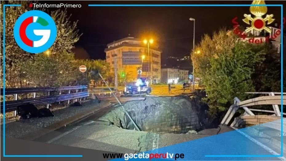 Padre e hijo mueren tras caer en socavón por lluvias.