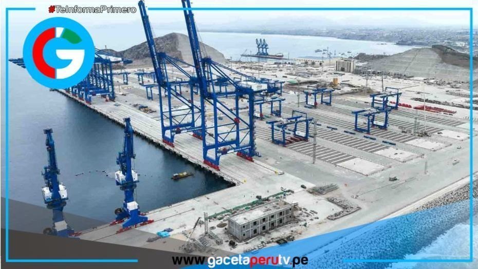 Empresas extranjeras impulsan inversiones sostenibles en torno al puerto Chancay.