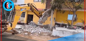 Municipalidad de Comas retira 19 construcciones ilegales en vías