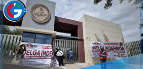 Huelga indefinida en la UNSA afecta a más de 25 mil estudiantes y extiende el semestre académico