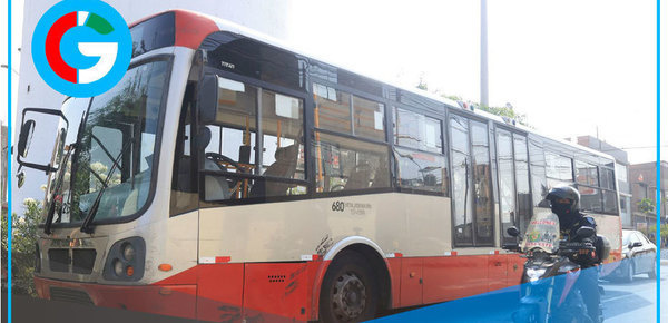 Brindan asistencia legal al concesionario del Corredor Rojo cuyo bus fue atacado en Ate 