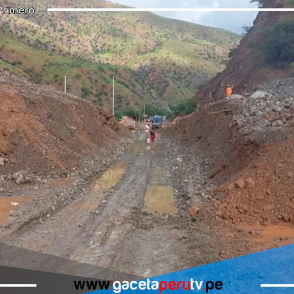 Activación de quebradas interrumpe tránsito en vía Chiclayo-Jaén 