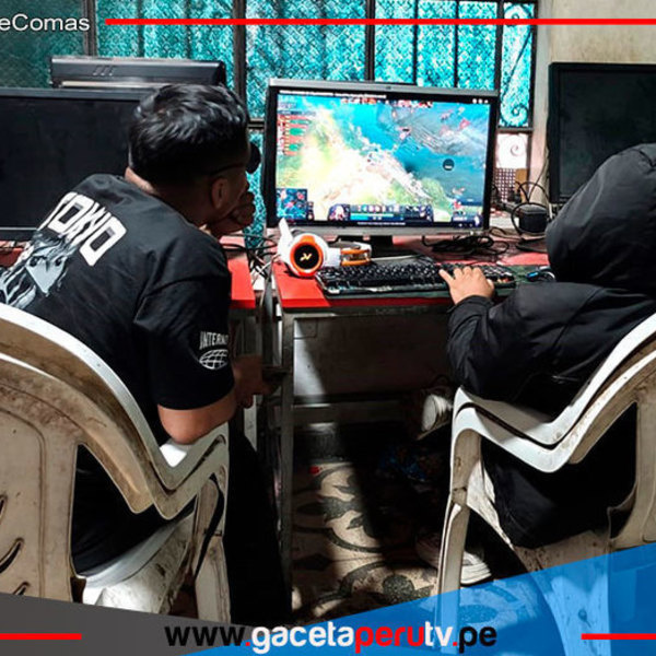 Clausuran cabina clandestina con droga y porno en Comas