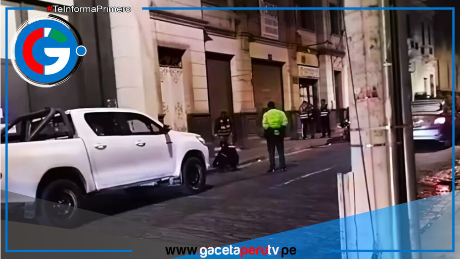 Lo esperó y lo mató por celos en plena vía pública