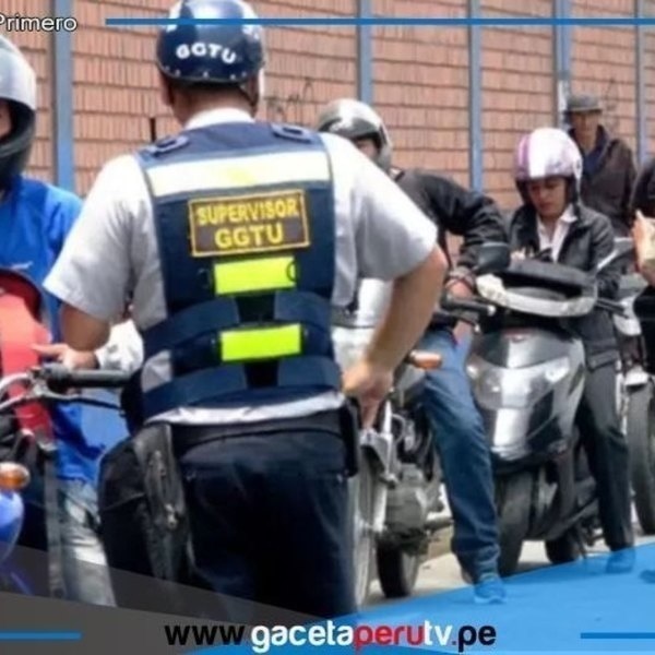 Defensoría sugiere prohibir motos lineales de 6 pm a 6 am. 