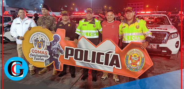 Alcalde de Comas entrega 20 camionetas inteligentes para reforzar la seguridad