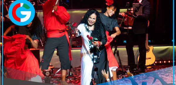 Eva Ayllón celebra 55 años de trayectoria artística