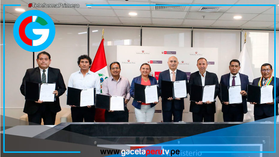 Lanzan estrategia Mi Canchita y firma convenios con 5 municipios