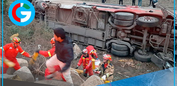 Bus interprovincial se vuelca y causa seis muertes en Pativilca