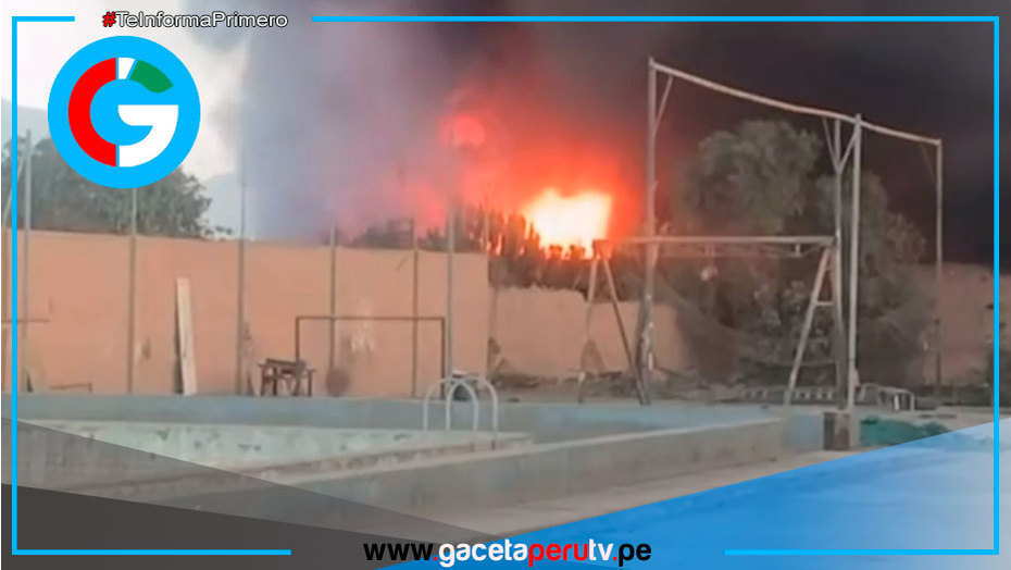 Incendio consume almacén de plásticos cerca del óvalo Zapallal Puente Piedra