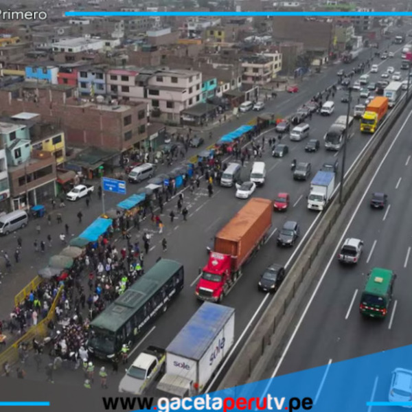 Transportistas paran