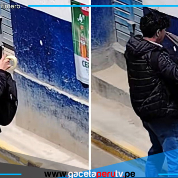 Joven peruano pega y quita afiche repetidas veces, generando dudas sobre su trabajo